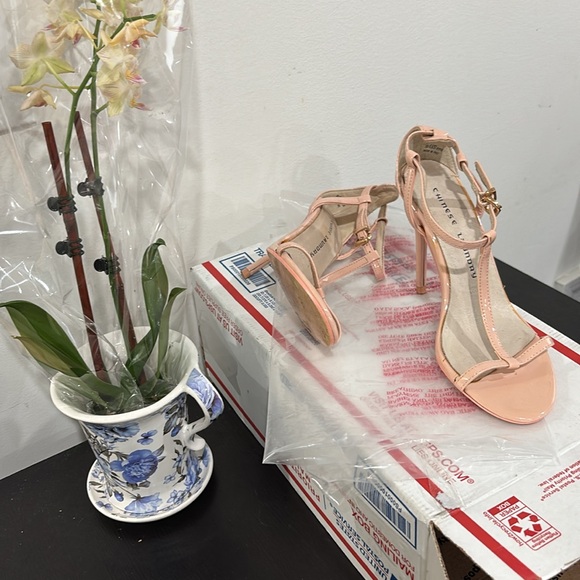 Chinese Laundry 6.5 heels patent leather - Picture 5 of 10